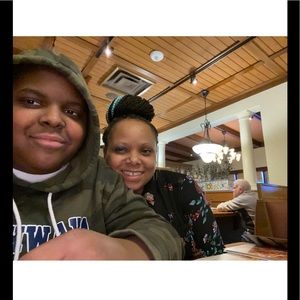 Meet your Posher, Stacey